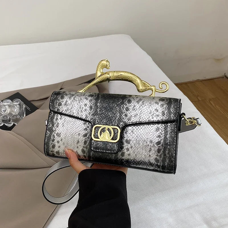 New Ladies Metal Buckle Simple Fashion Shoulder Bag Party Commuting Bag Women Luxury Brand Design PU Leather Bag