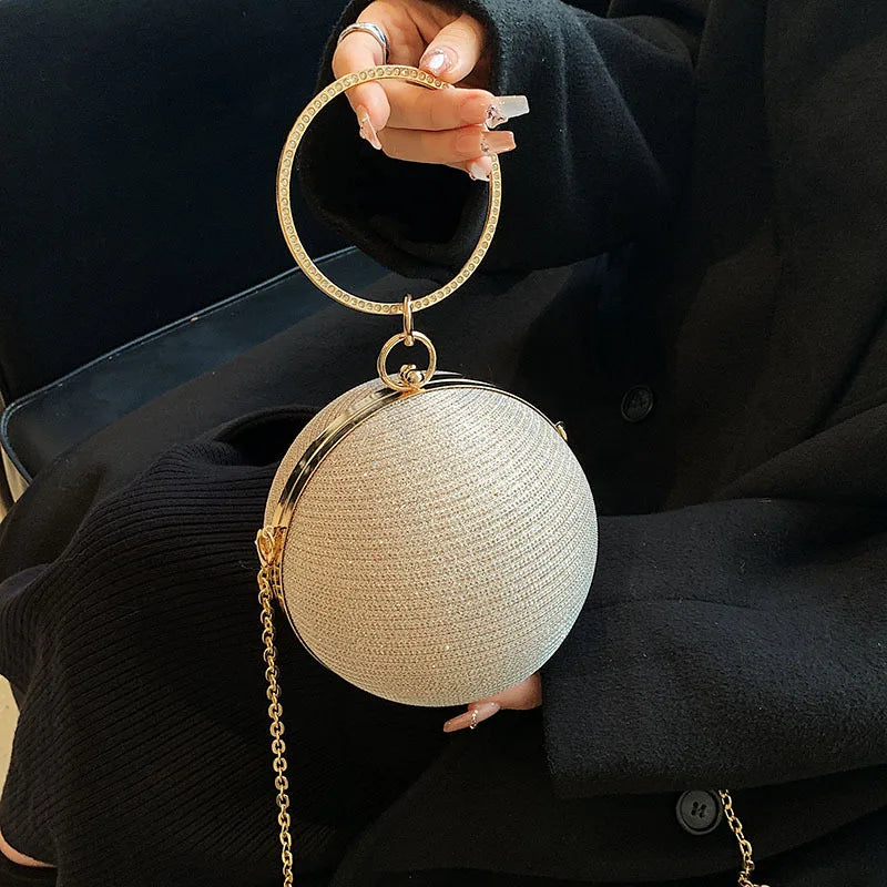 Metallic Round Ring Clutch