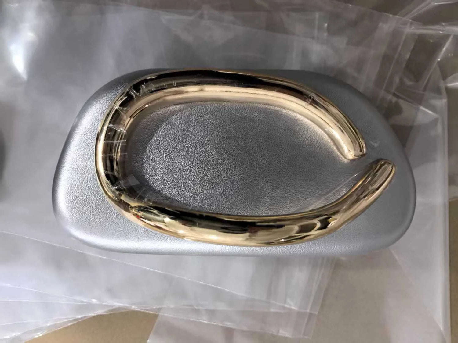 Metallic Closure Evening Clutch