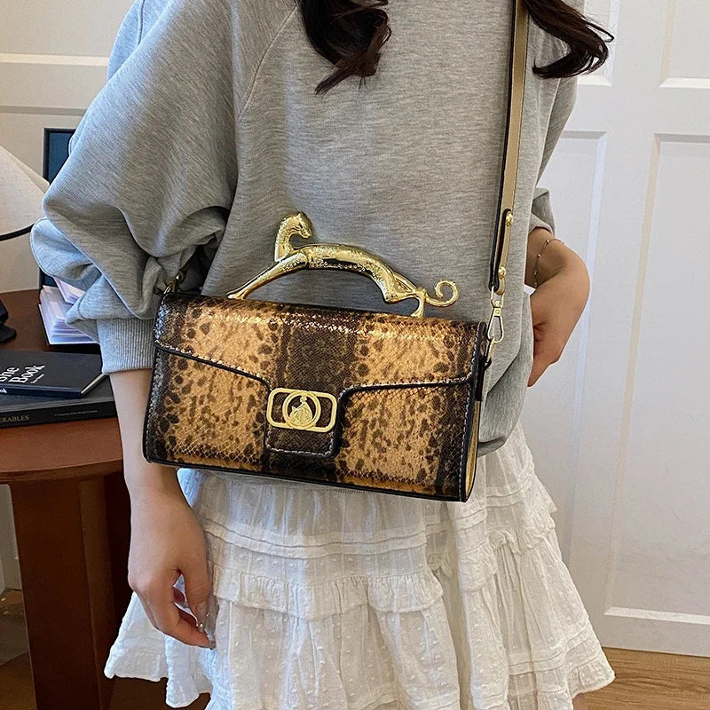 New Ladies Metal Buckle Simple Fashion Shoulder Bag Party Commuting Bag Women Luxury Brand Design PU Leather Bag