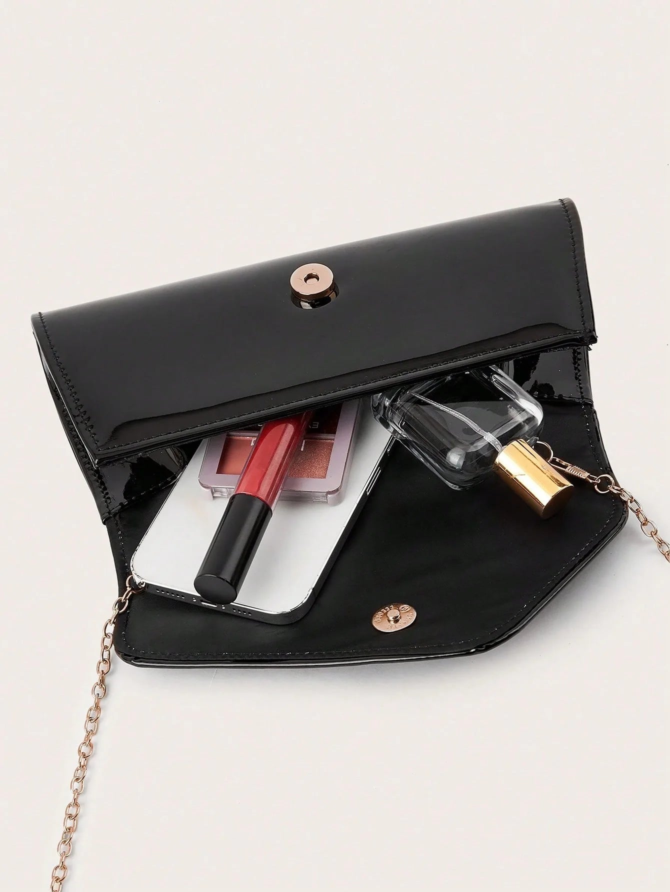 Textured Chain Commuter Clutch